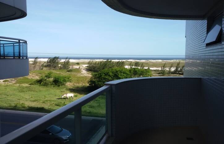 VENDA APTO 4 QTOS 2 SUÍTES FRENTE PRAIA DO FORTE CABO FRIO