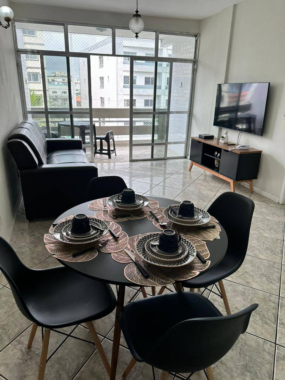 OPORTUNIDADE APARTAMENTO 4 QUARTOS, 5 MINUTOS DA PRAIA DO FORTE - CABO FRIO