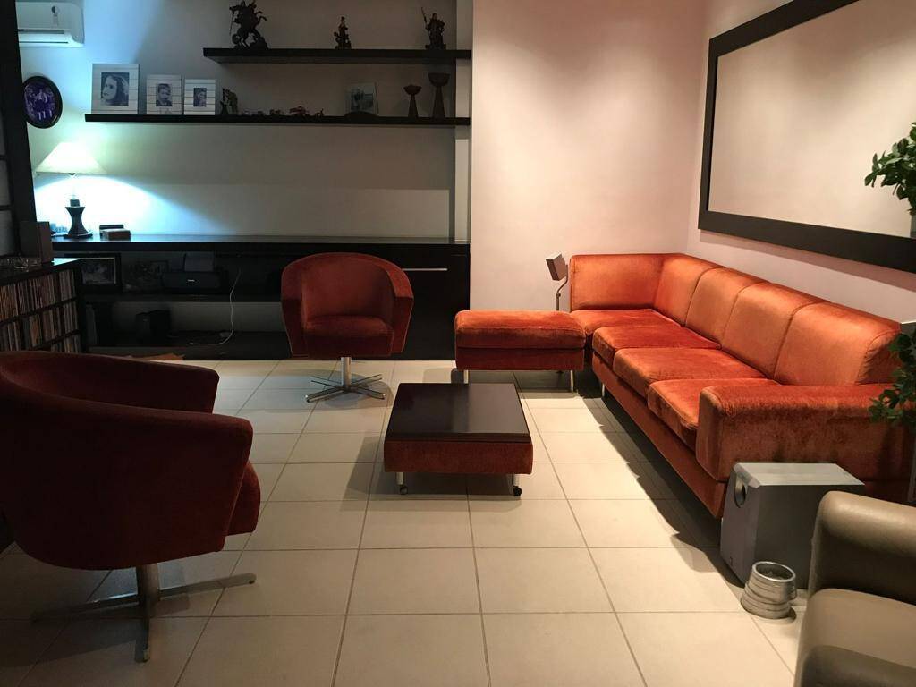 MARAVILHOSA COBERTURA 2 SUÍTES + 1 QUARTO, CENTRO - CABO FRIO/RJ