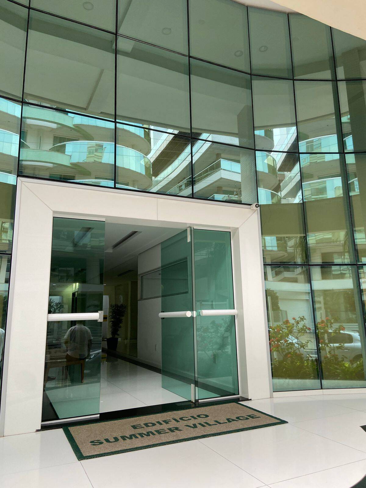 Apartamento, 3 quartos, 182 m² - Foto 2