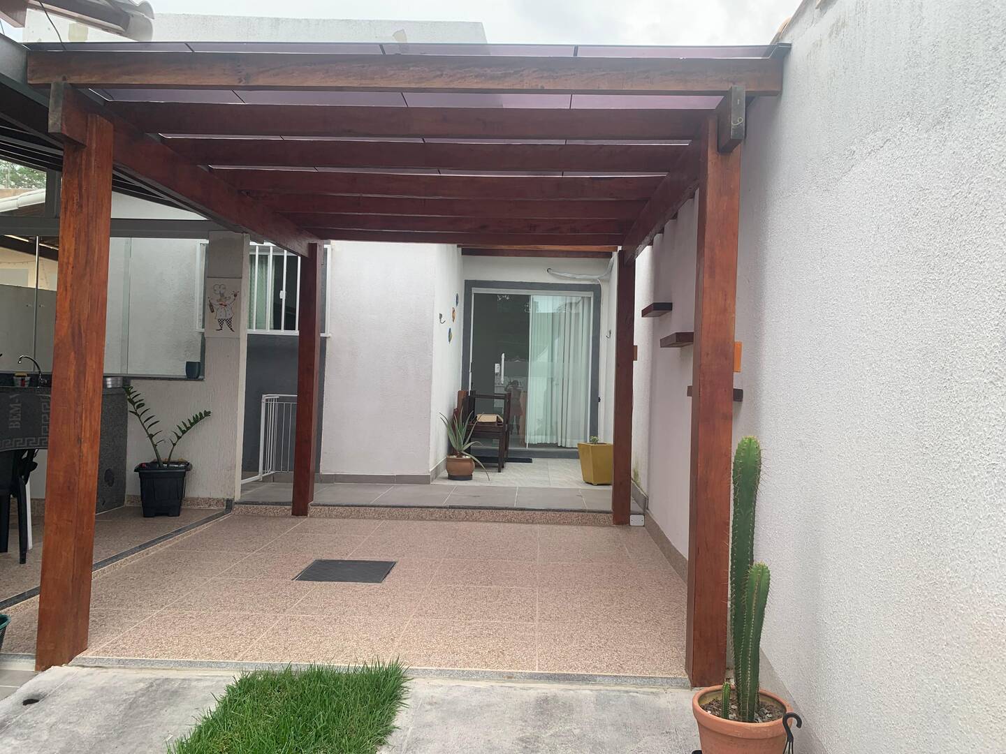 CASA À VENDA - CONFORTO E ESPAÇO PARA TODA A FAMÍLIA! - PERÓ, CABO FRIO/RJ