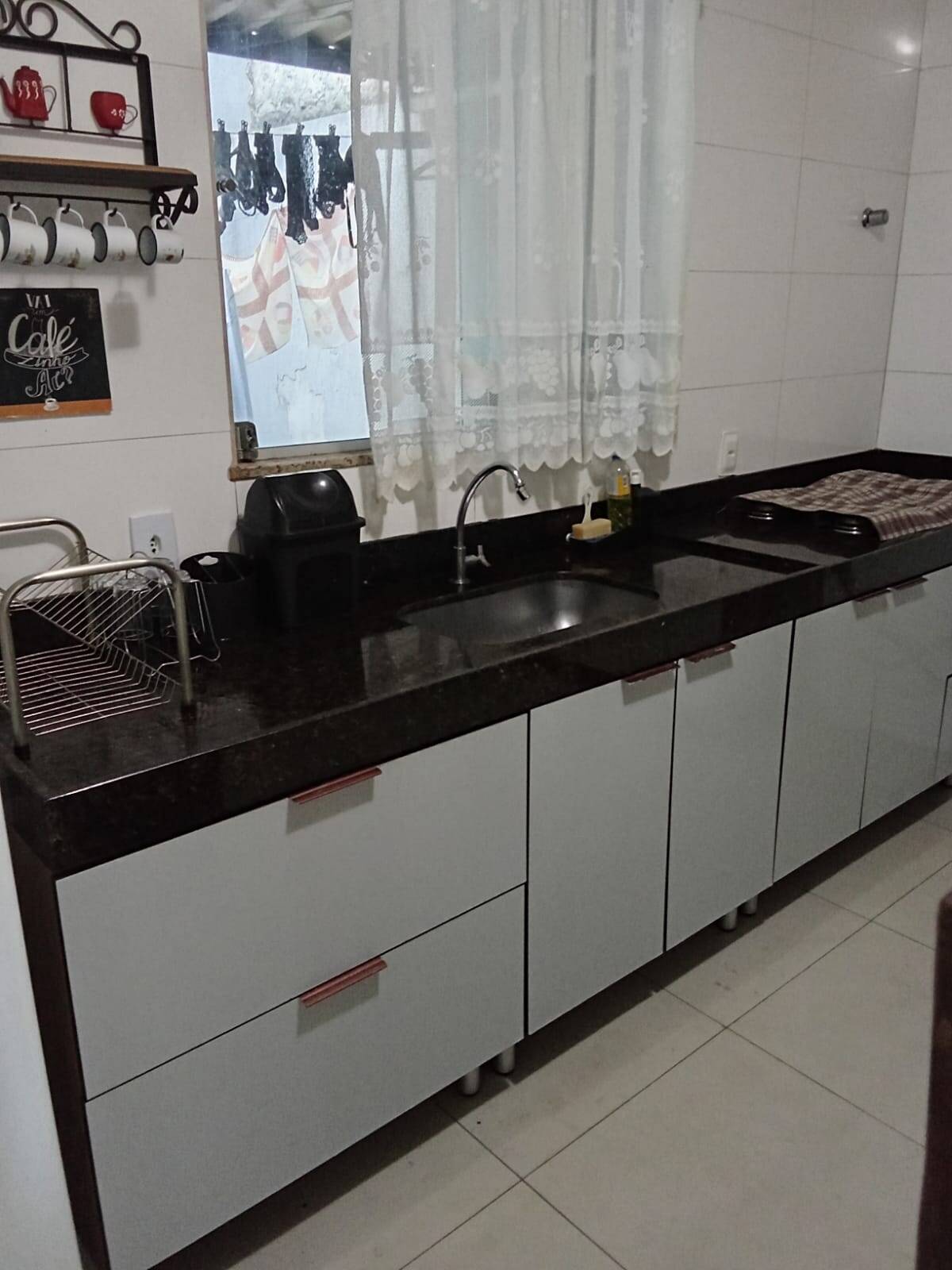 TRIPLEX À VENDA EM LOCALIZAÇÃO PRIVILEGIADA – (CABRAL), CONTAGEM/MG