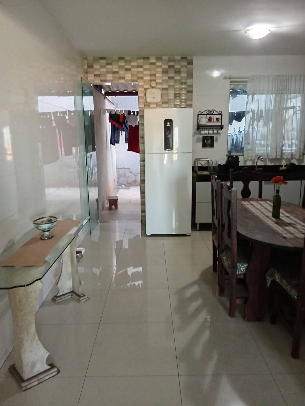 TRIPLEX À VENDA EM LOCALIZAÇÃO PRIVILEGIADA – (CABRAL), CONTAGEM/MG
