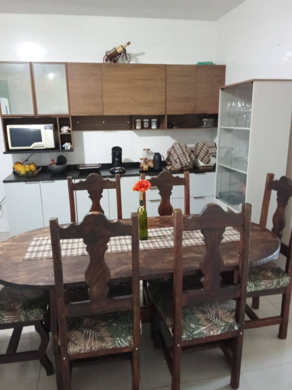TRIPLEX À VENDA EM LOCALIZAÇÃO PRIVILEGIADA – (CABRAL), CONTAGEM/MG