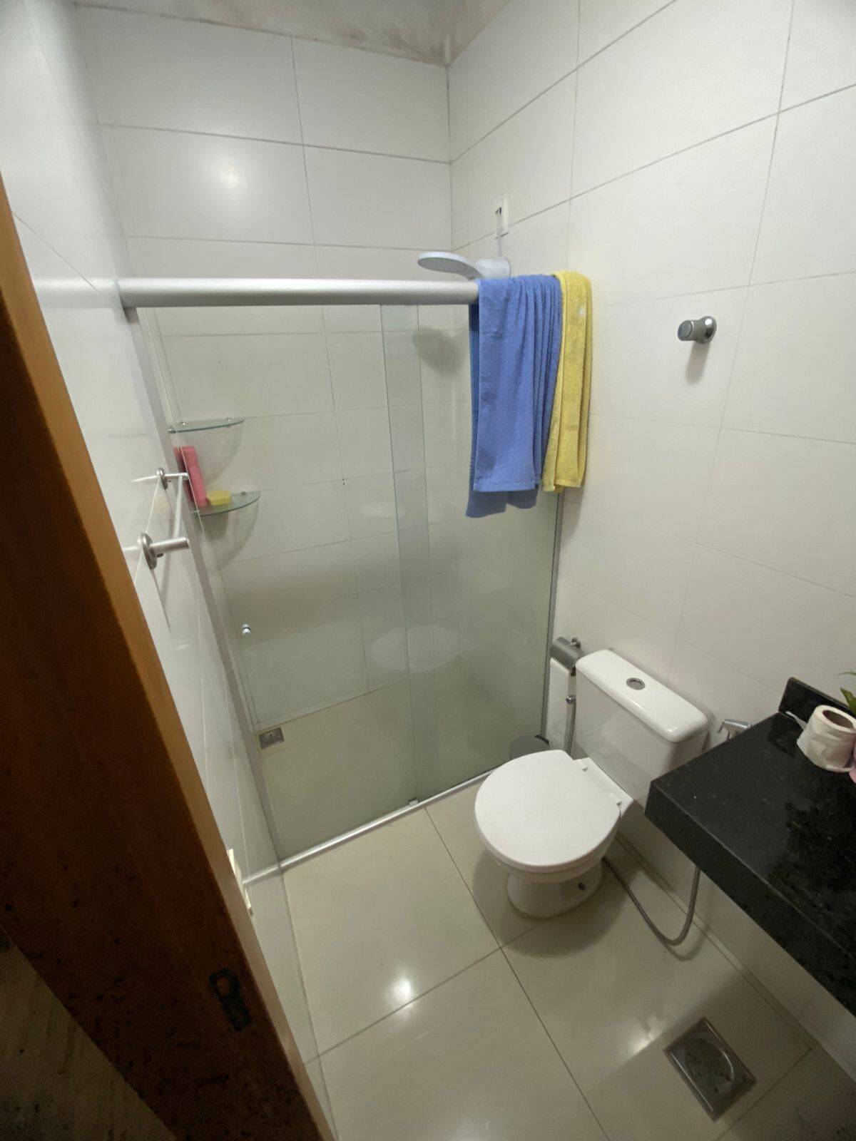 TRIPLEX À VENDA EM LOCALIZAÇÃO PRIVILEGIADA – (CABRAL), CONTAGEM/MG