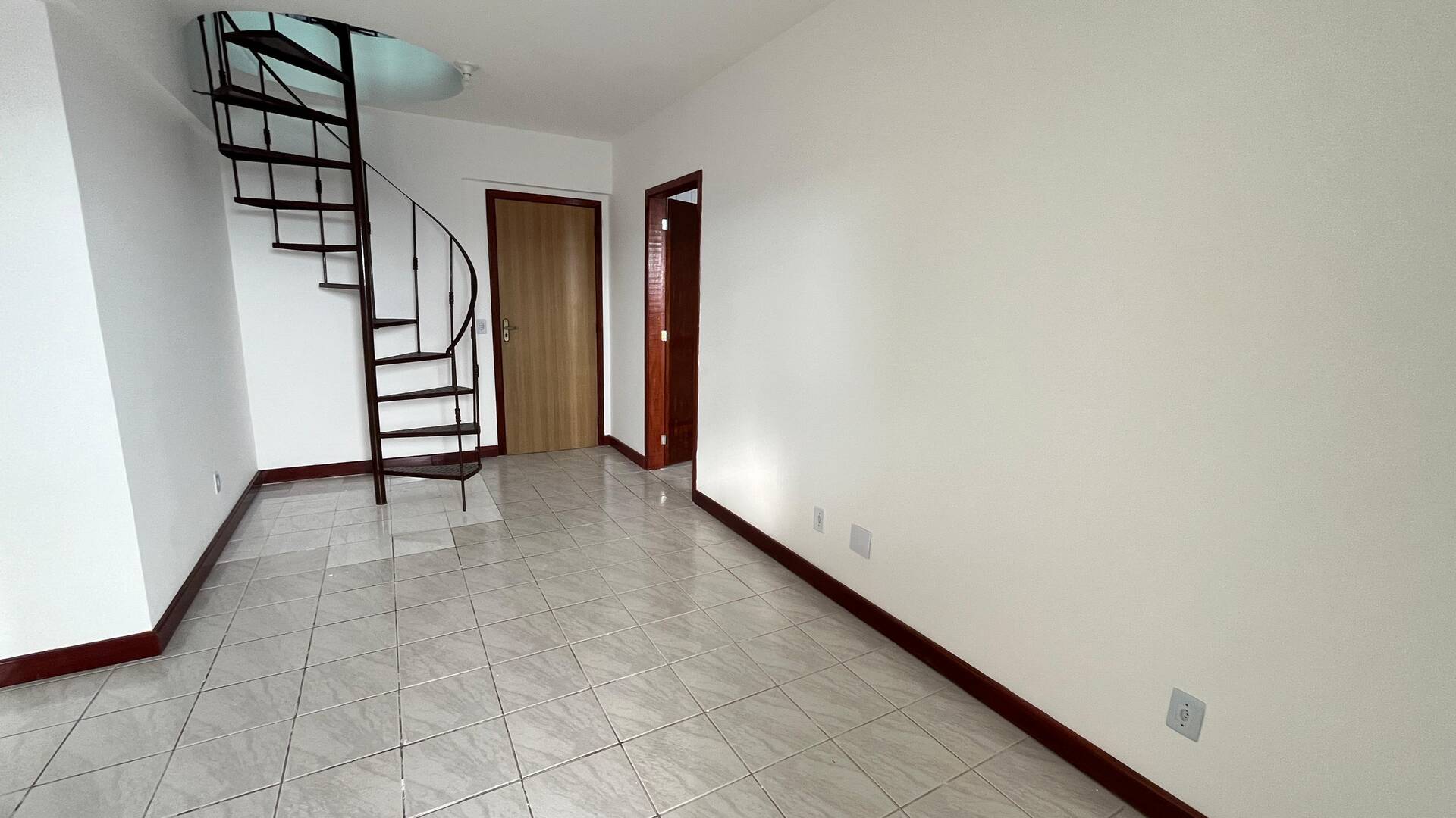 OPORTUNIDADE!!! COBERTURA DUPLEX À VENDA NO BRAGA – CABO FRIO/RJ