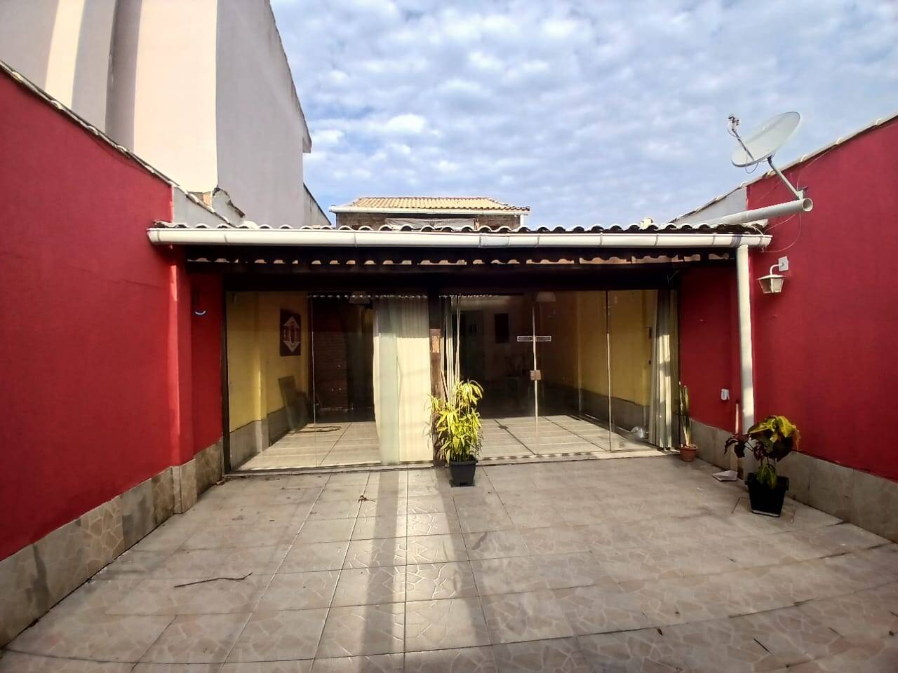 CASA DUPLEX À VENDA – OPORTUNIDADE IMPERDÍVEL! - JARDIM EXCELSIOR