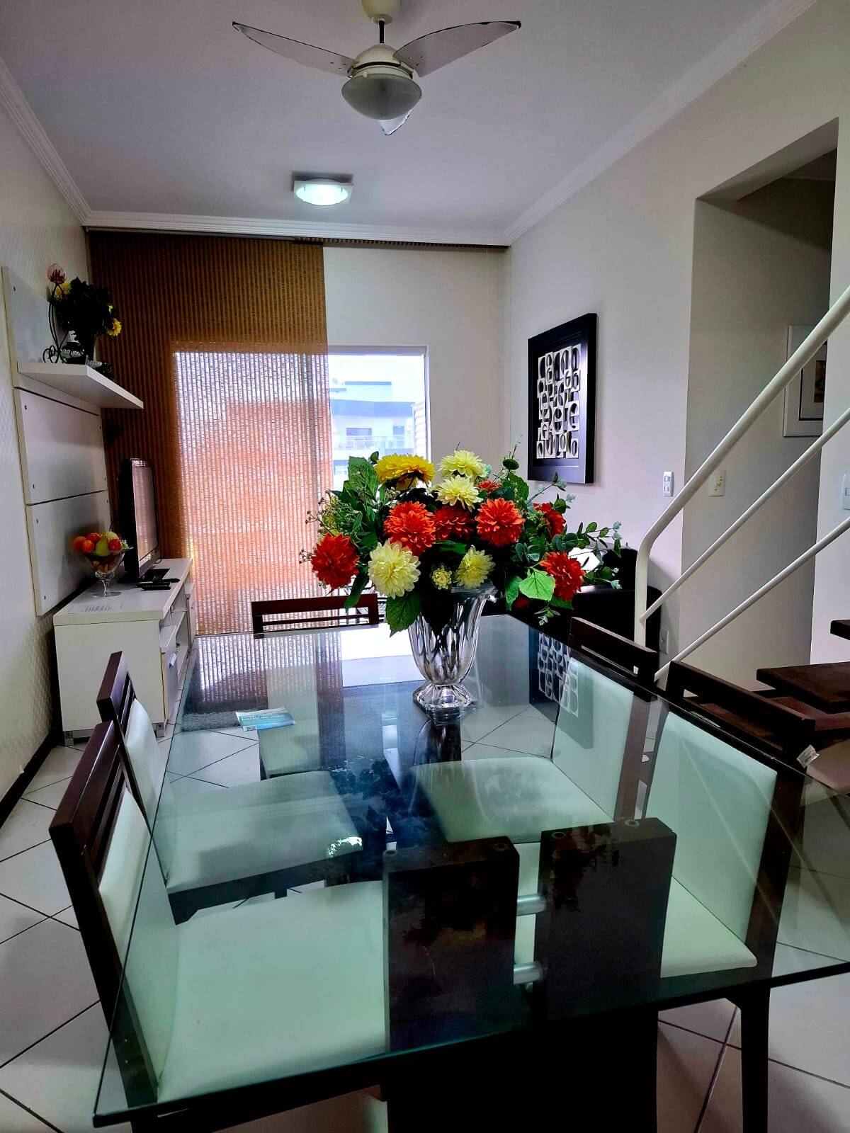 COBERTURA DUPLEX COM 05 QUARTOS NO BRAGA EM CABO FRIO/RJ