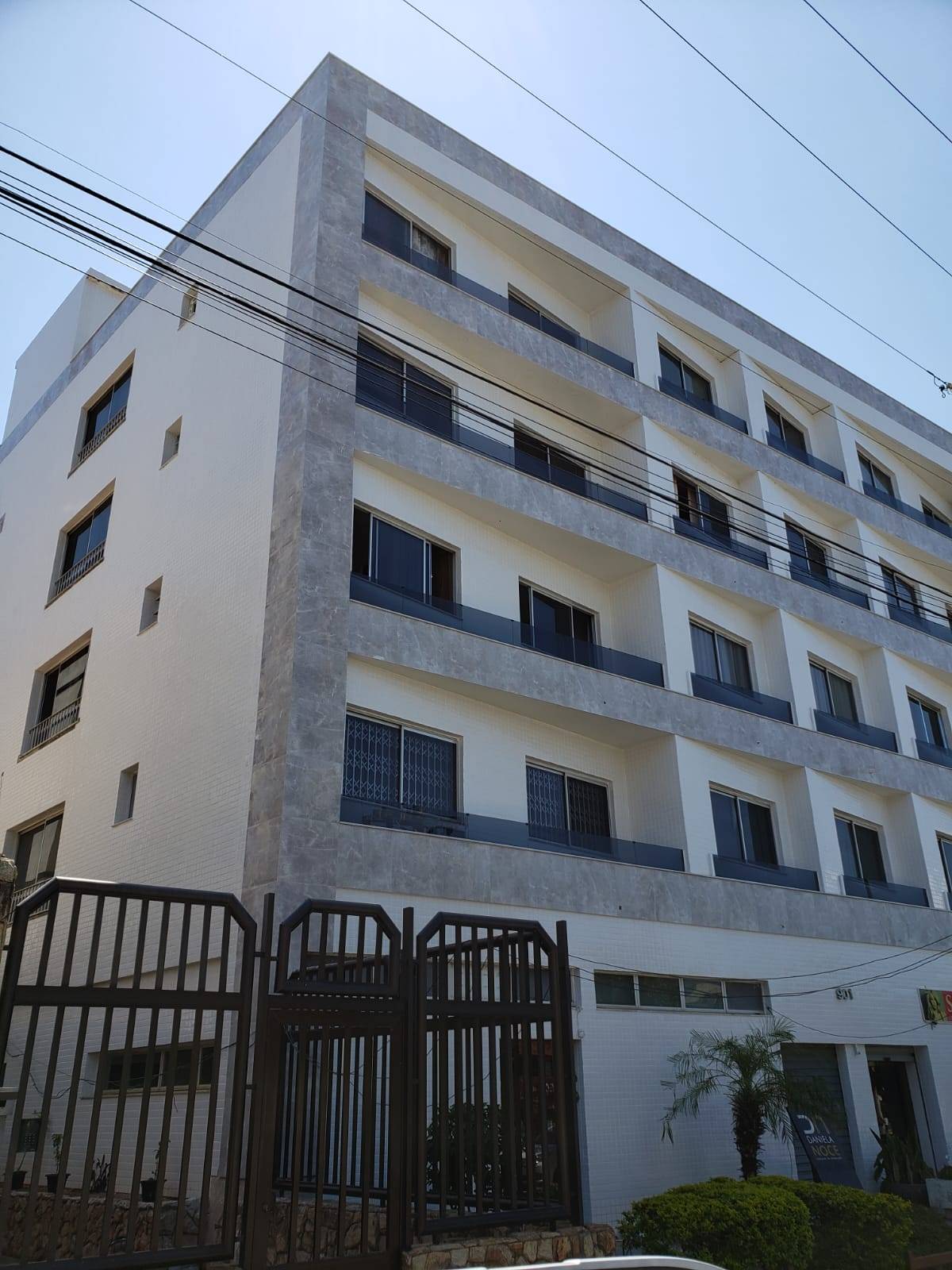 APARTAMENTO À VENDA DE 03 QUARTOS NO ALGODOAL – CABO FRIO/RJ