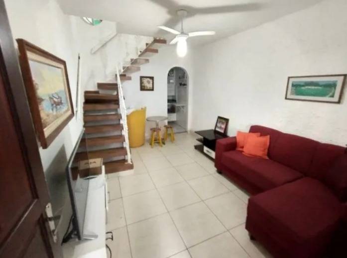 CASA EM CONDOMÍNIO PORTEIRA FECHADA Á VENDA NO VILLE BLANCHE – CABO FRIO/RJ