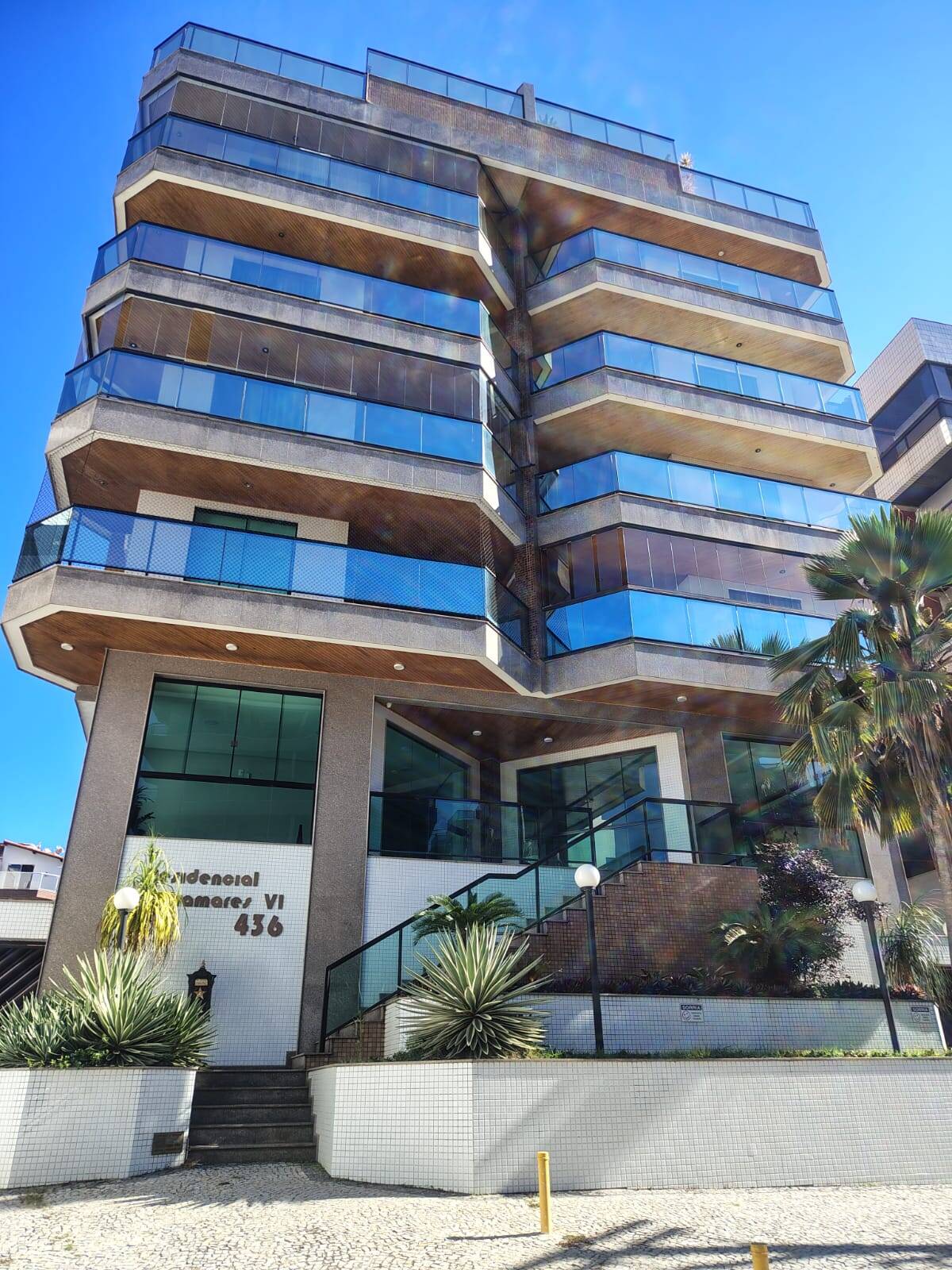 COBERTURA DE LUXO - VISTA MAR EM CABO FRIO/RJ