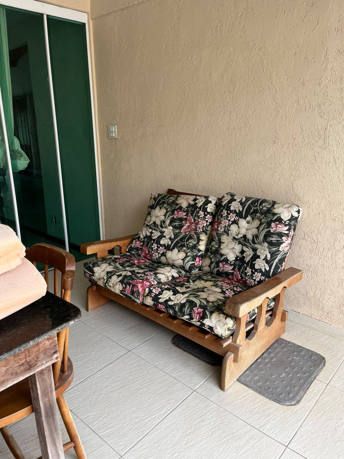 CASA Á VENDA DUPLEX COM 03 QUARTOS INDEPENDENTE NO FOGUETE, CABO FRIO-RJ