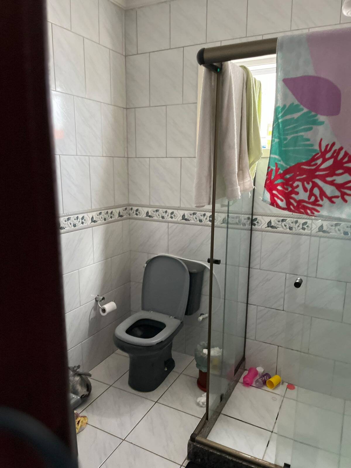 CASA Á VENDA DUPLEX COM 03 QUARTOS INDEPENDENTE NO FOGUETE, CABO FRIO-RJ