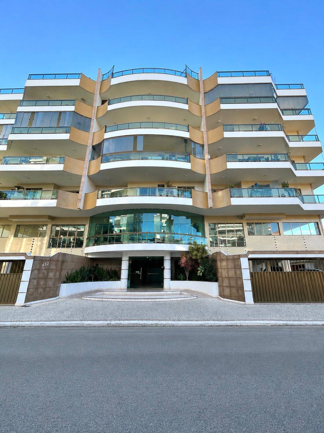 Apartamento á venda com 03 quartos no Braga em Cabo Frio-RJ