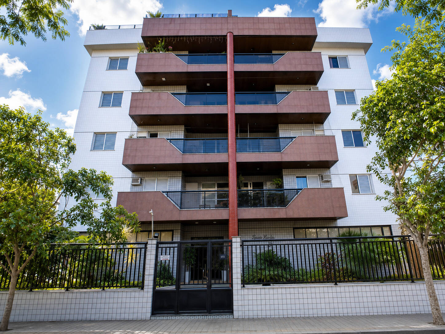 Cobertura com 04 quartos á venda na Passagem, Cabo Frio-RJ