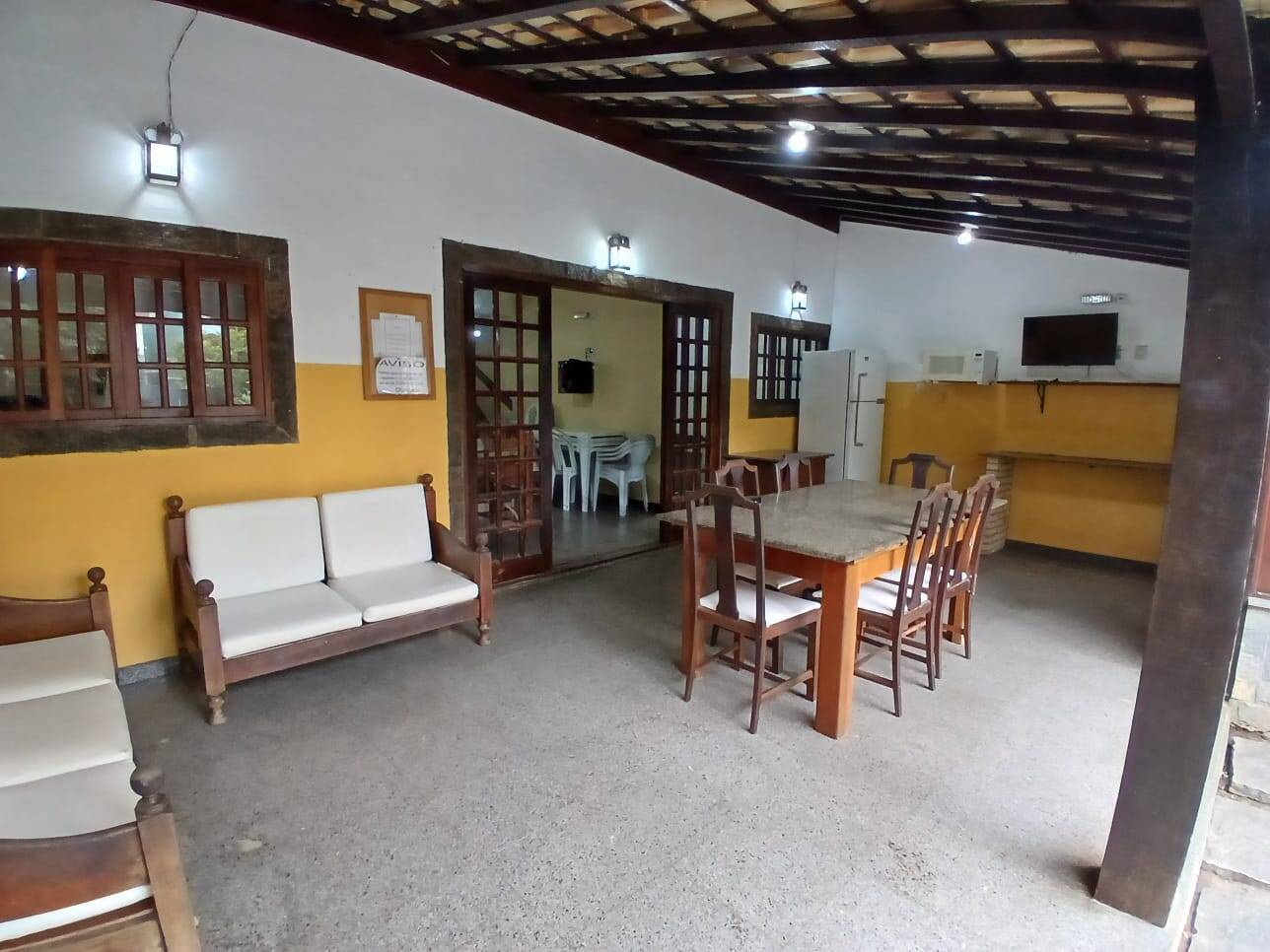 OPORTUNIDADE CASA COM 08 QUARTOS Á VENDA NA VILA NOVA, CABO FRIO,RJ