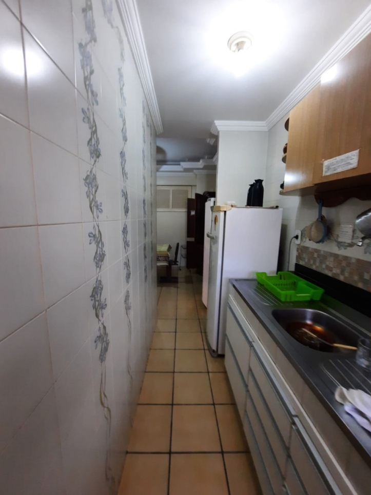 Apartamento à venda com 2 quartos, 74m² - Foto 7