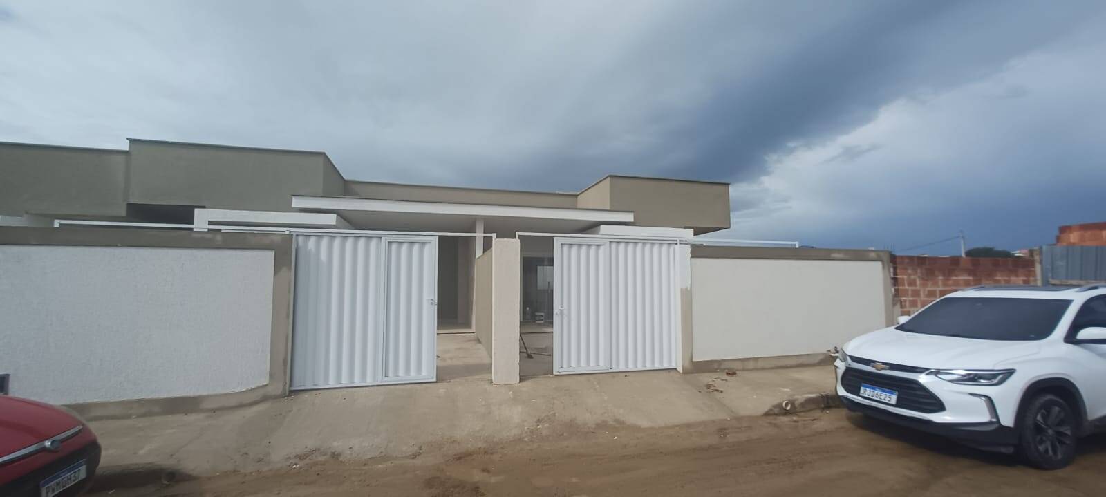 CASAS À VENDA  – VILA DO PERÓ - CABO FRIO/RJ