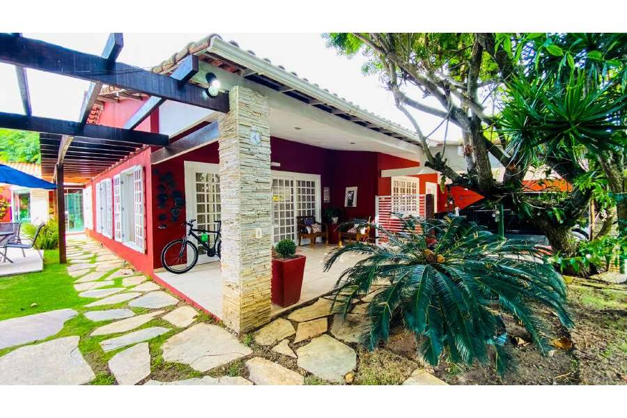 LOCAÇÃO FIXA CASA LUXUOSA NO CONDOMÍNIO MARINA PALMER – CABO FRIO/RJ