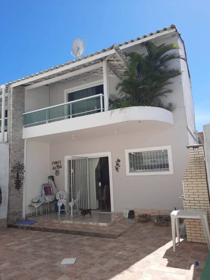 CASA DUPLEX INDEPENDENTE Á VENDA – 03 QUARTOS – VILA DO PERÓ - CABO FRIO/RJ