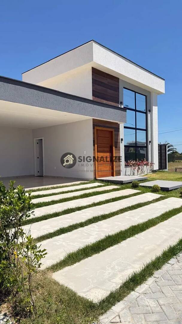 CASA ALTO PADRÃO À VENDA COM 03 QUARTOS - ALPHAVILLE - CABO FRIO/RJ