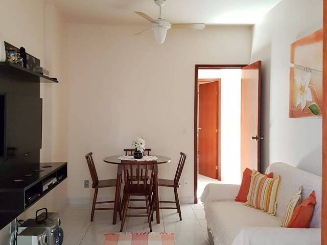 #085 - Apartamento para Venda em Cabo Frio - RJ - 2
