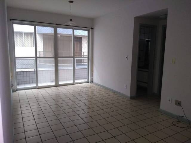 Apartamento para Venda em Cabo Frio - 4
