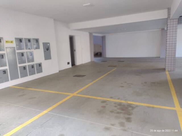 Apartamento para Venda em Cabo Frio - 3