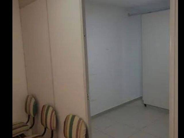 #219 - Sala para Venda em Cabo Frio - RJ - 2
