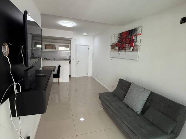 #3413 - Apartamento para Locação em Cabo Frio - RJ - 3