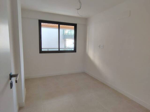 #3564 - Apartamento para Venda em Cabo Frio - RJ - 3