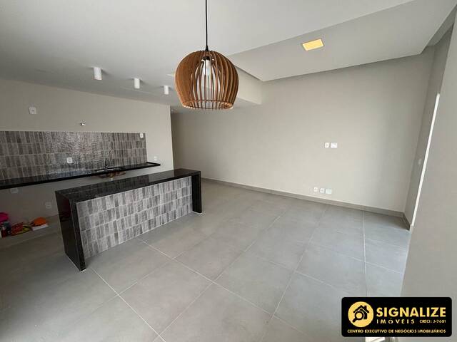 #3577 - Casa Independente para Lançamento em Cabo Frio - RJ - 3