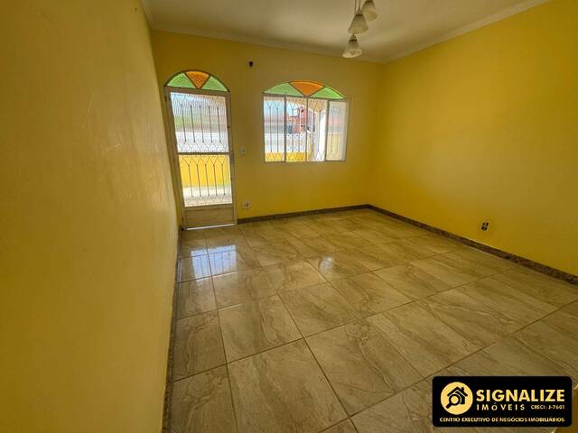 #3581 - Casa Independente para Venda em São Pedro da Aldeia - RJ - 2