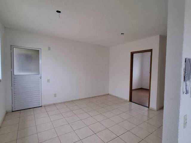 #3705 - Apartamento para Venda em Cabo Frio - RJ - 2