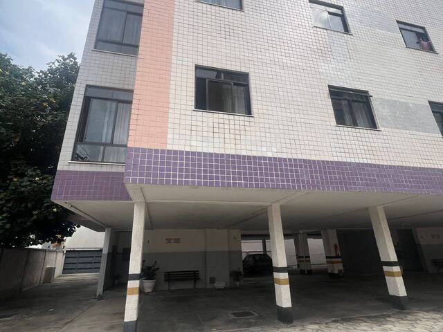 #3715 - Apartamento para Venda em Cabo Frio - RJ - 1