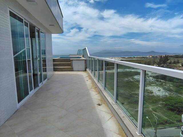 #3885 - Cobertura para Venda em Cabo Frio - RJ - 2