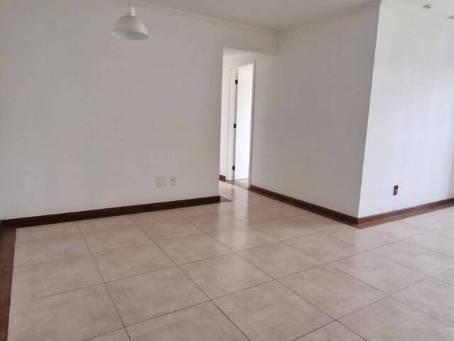 #3895 - Apartamento para Venda em Cabo Frio - RJ - 2