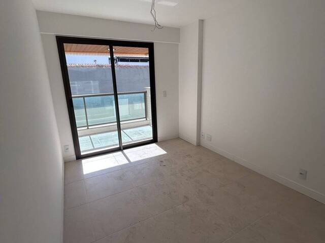 Apartamento para Venda em Cabo Frio - 4