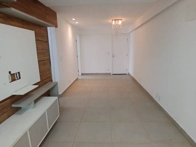 #4268 - Apartamento para Venda em Cabo Frio - RJ - 3