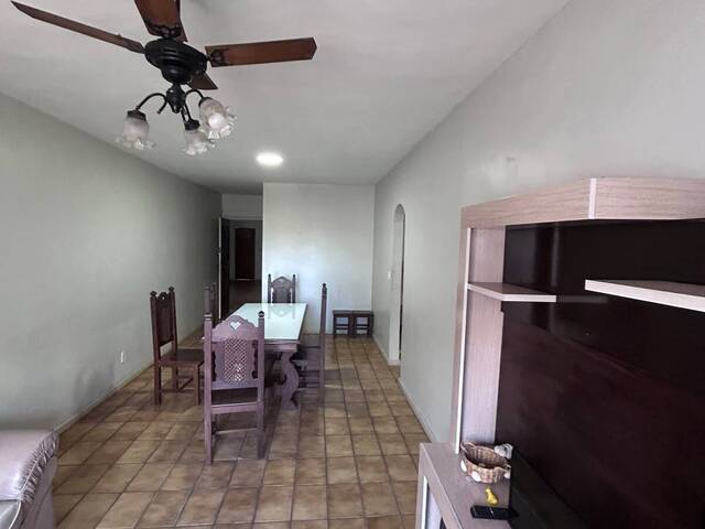 #4311 - Apartamento para Venda em Cabo Frio - RJ - 2