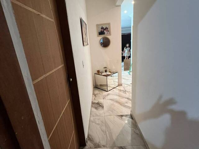 Apartamento para Venda em Cabo Frio - 4