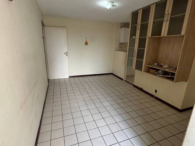 #3763 - Apartamento para Locação em Cabo Frio - RJ - 3