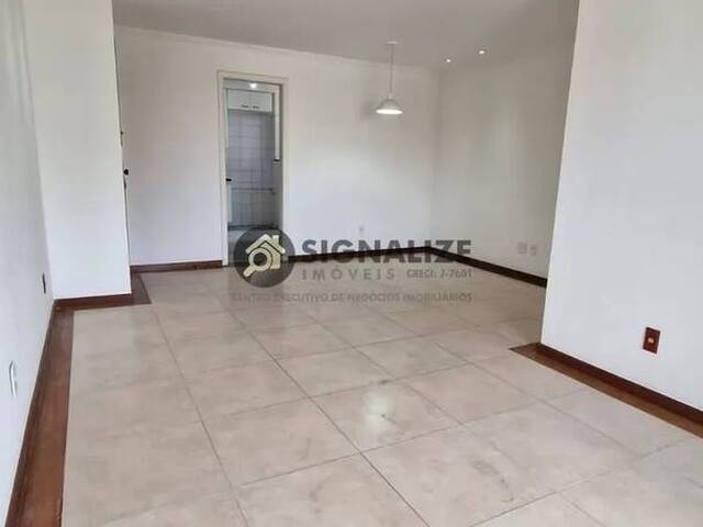 Apartamento para Venda em Cabo Frio - 4