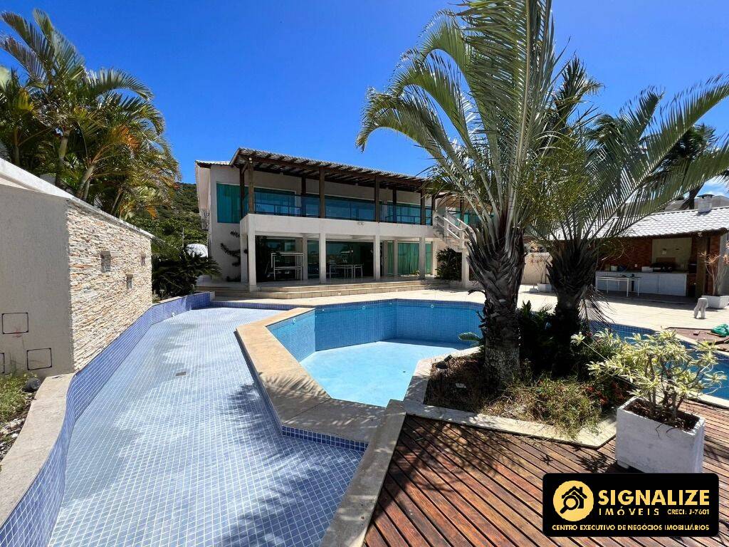 CASA DE LUXO À VENDA COM PROJETO MODERNO, GAMBOA - CABO FRIO