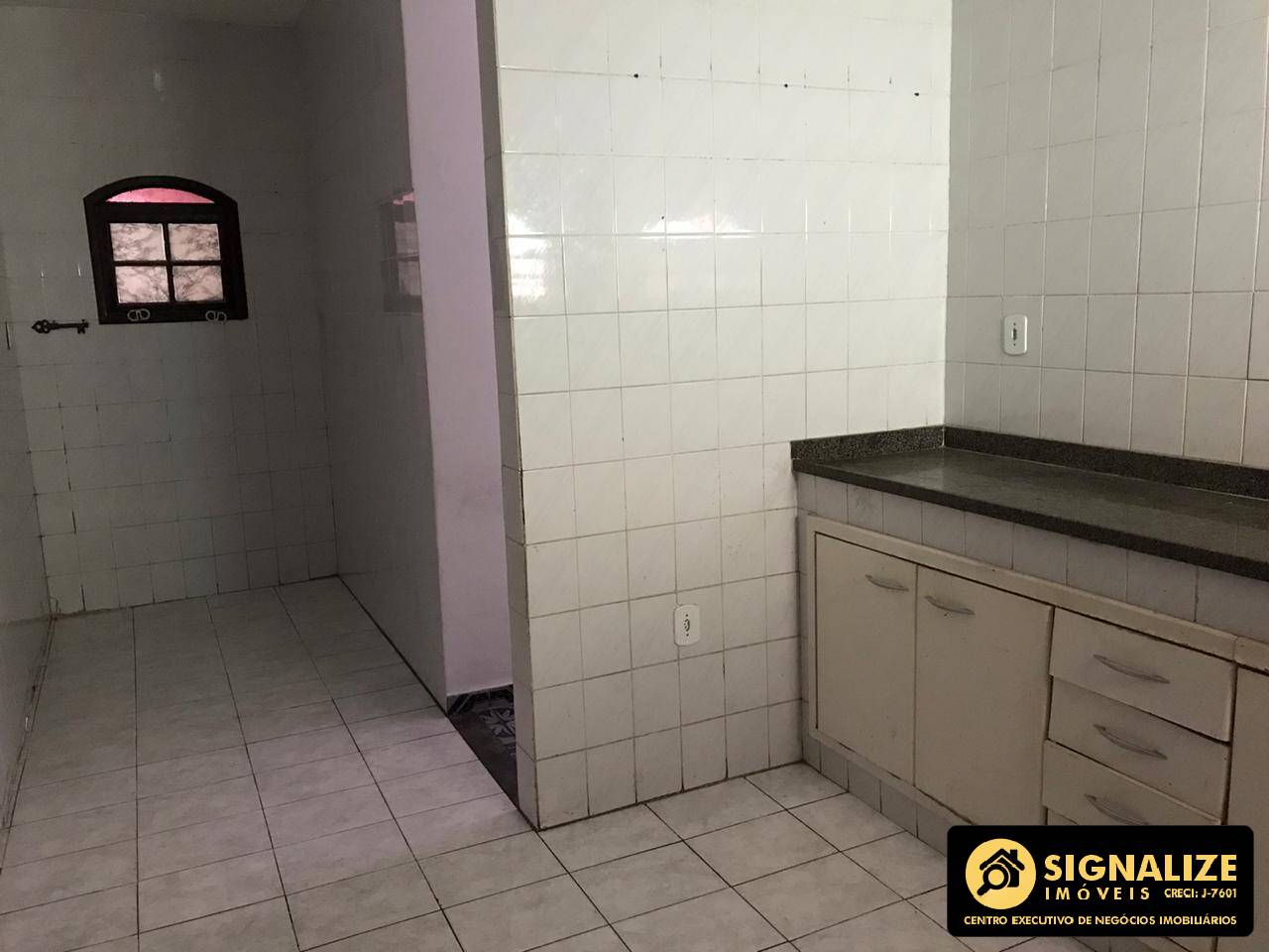 Casa à venda com 6 quartos, 180m² - Foto 26