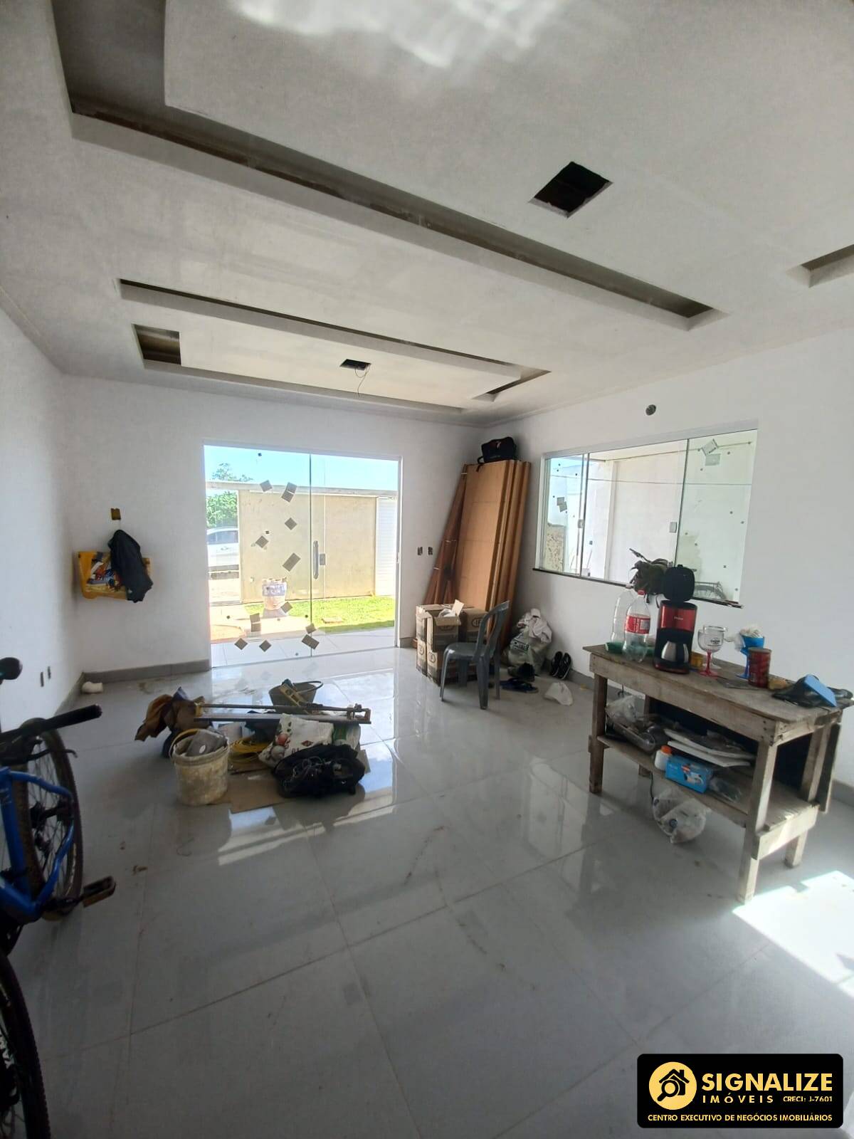 Casa à venda com 3 quartos, 220m² - Foto 4
