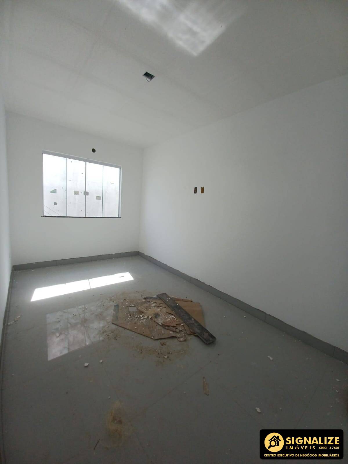 Casa à venda com 3 quartos, 220m² - Foto 6