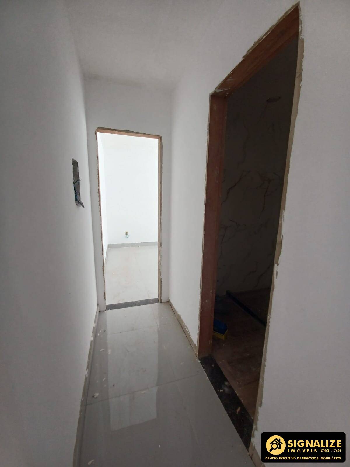 Casa à venda com 3 quartos, 220m² - Foto 14