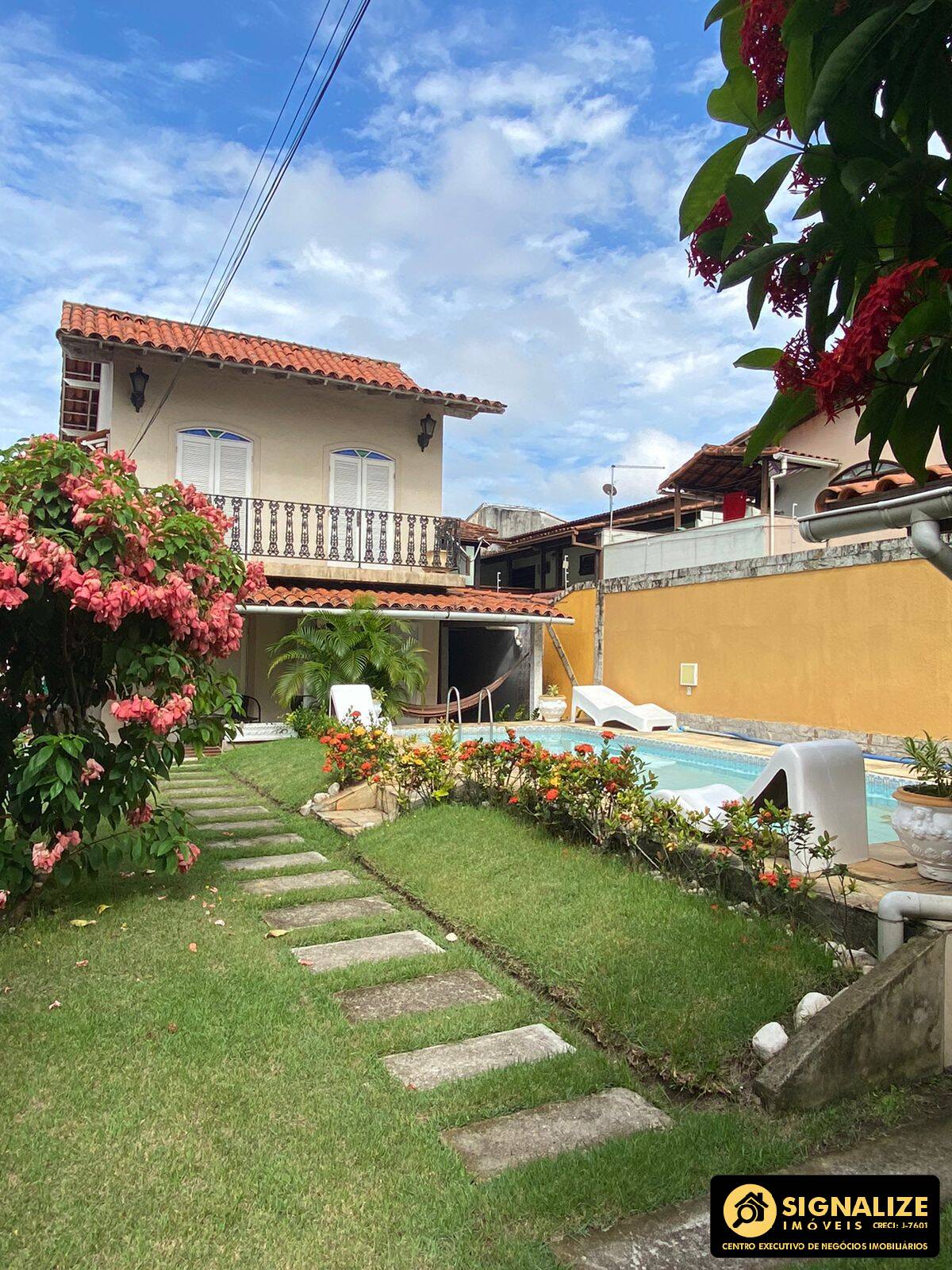 OPORTUNIDADE CASA À VENDA A DOIS QUARTEIRÕES DA PRAIA, BRAGA - CABO FRIO/RJ