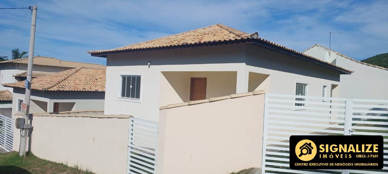 LINDA CASA NO CONDOMÍNIO BOSQUE DO PERÓ - CABO FRIO/RJ